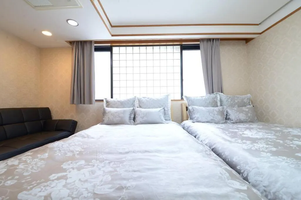 La3 Hotel 新宿三階建て一軒家（屋内エレベーター付き) Tokyo 0*,  Giappone